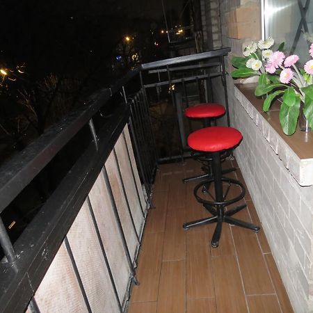 דנייפרופטרובסק Apartment Lux Near Most-City מראה חיצוני תמונה